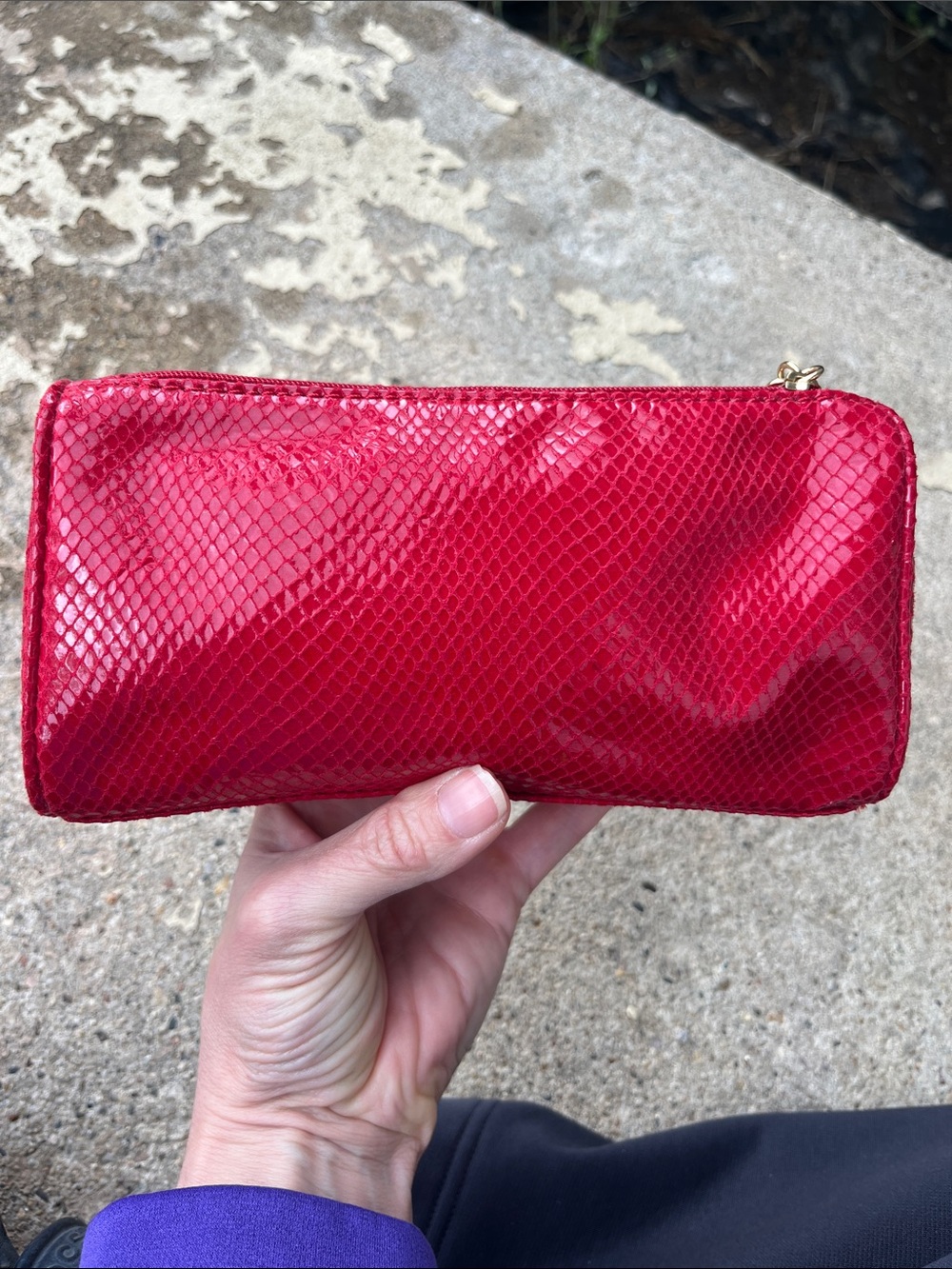 Like new Limited Edition Michael Kors Red Snake-Embossed Tassel Cosmetic Bag - Picture 4 of 15